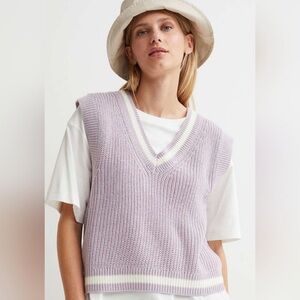 H&M Lavender V-Neck Sweater Vest